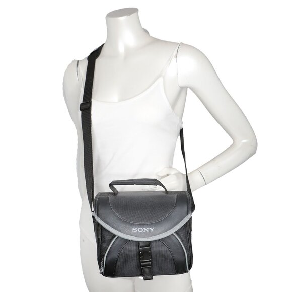 Sony DCR-DVD610 DVD Handycam Camcorder Video Recorder 40x Optical Zoom Silver - Picture 13 of 14